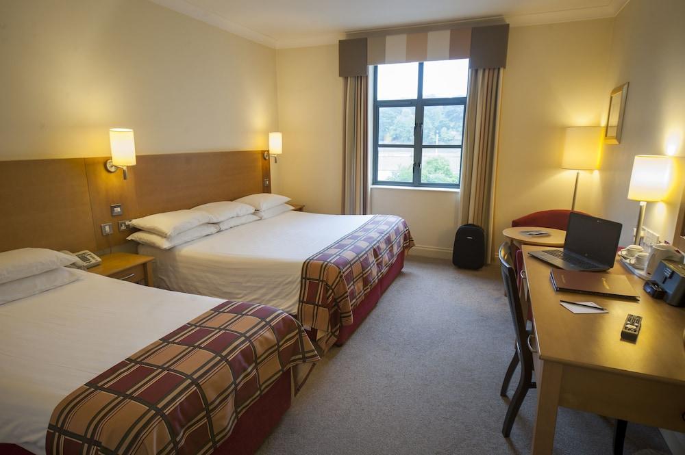 Armagh City Hotel Bagian luar foto