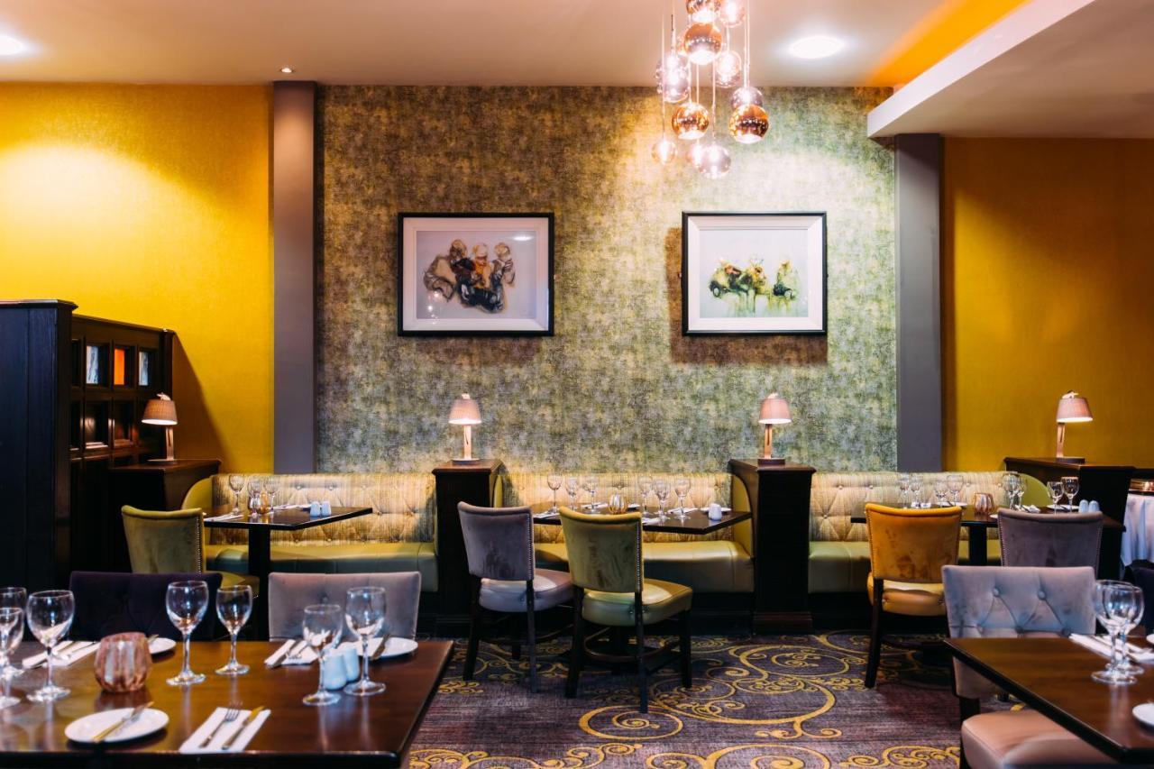 Armagh City Hotel Bagian luar foto