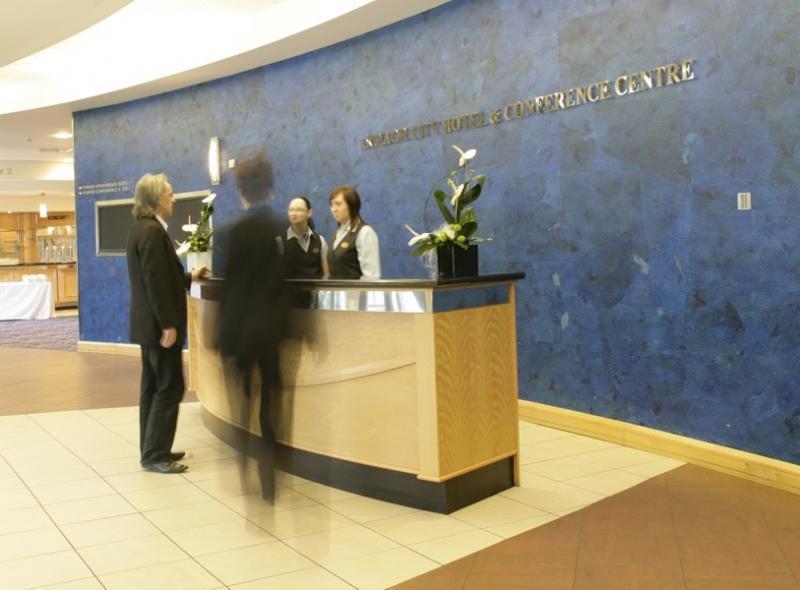 Armagh City Hotel Bagian luar foto