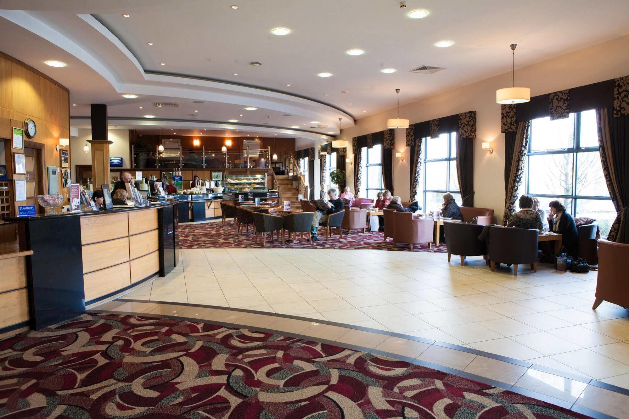 Armagh City Hotel Bagian luar foto